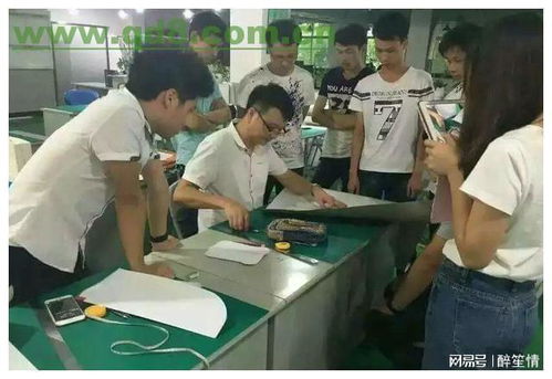 给舅舅拜年，却叩响了前女友家的门